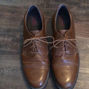 Men’s brown dress shoes!